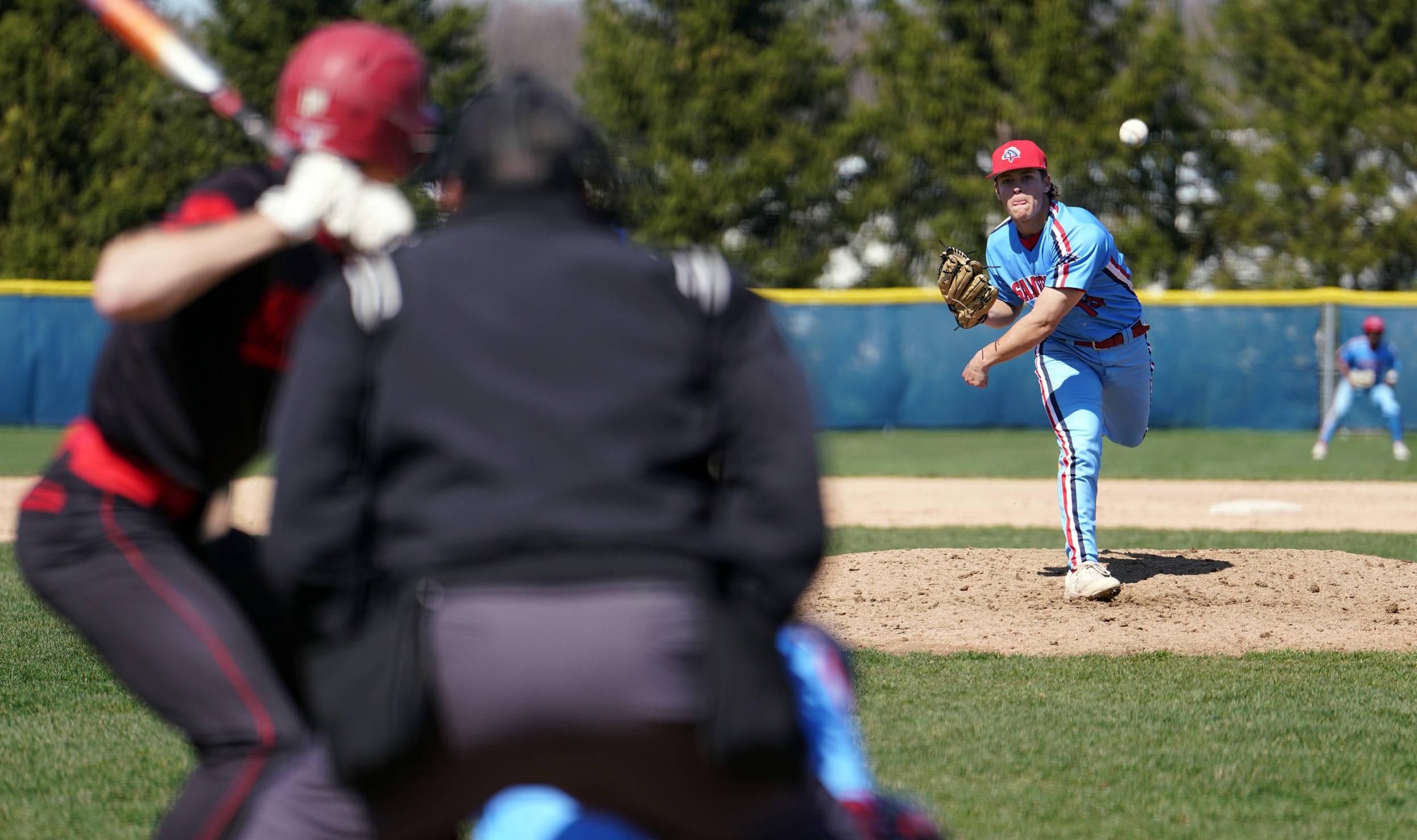 Chargers drop 2 at No. 10 Blackhawks to close regular season