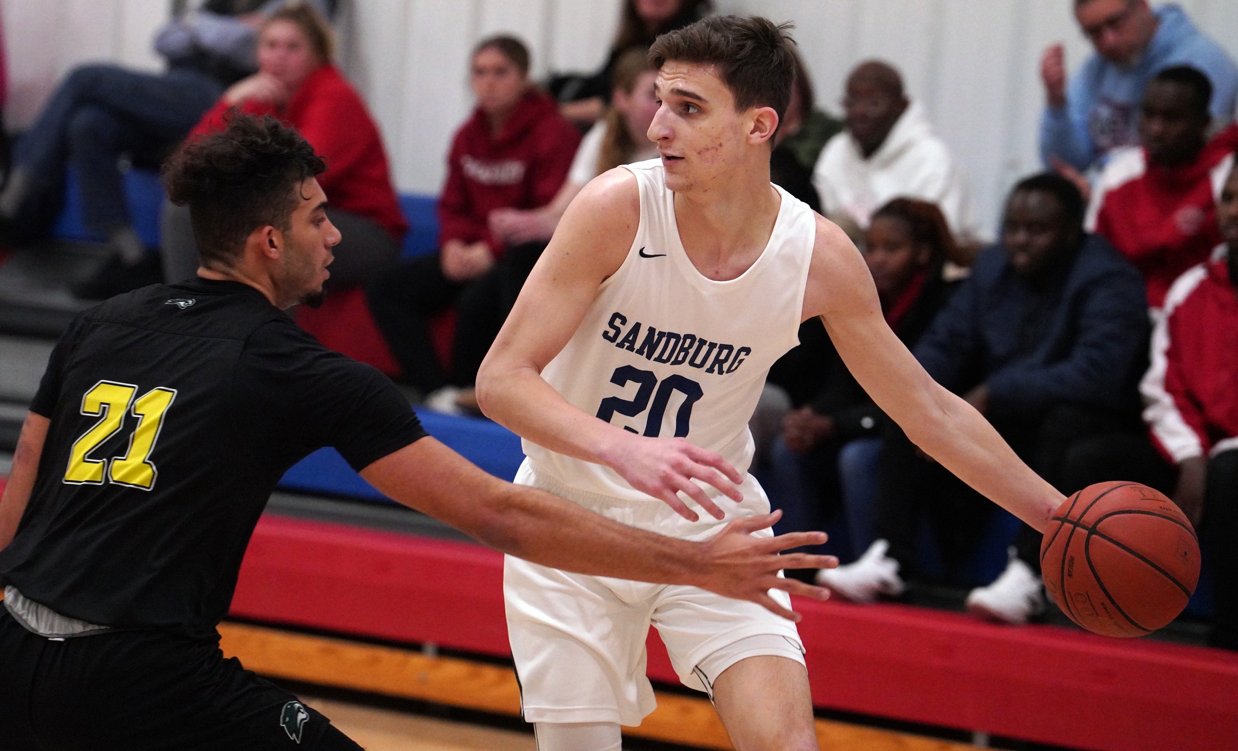 Dinnar&rsquo;s Hot 2nd Half Not Enough for Chargers in Loss at Skyhawks