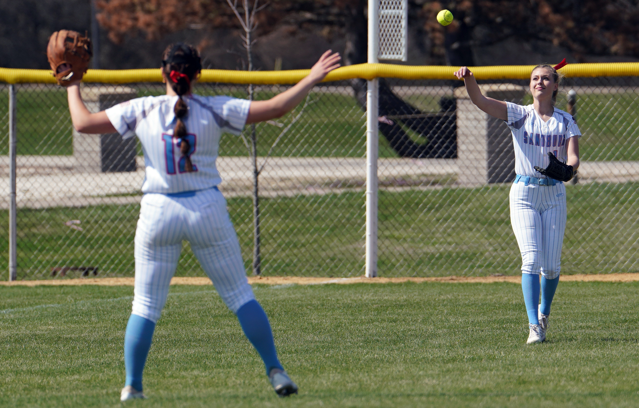 Chargers Drop 2 at Home to Cougars