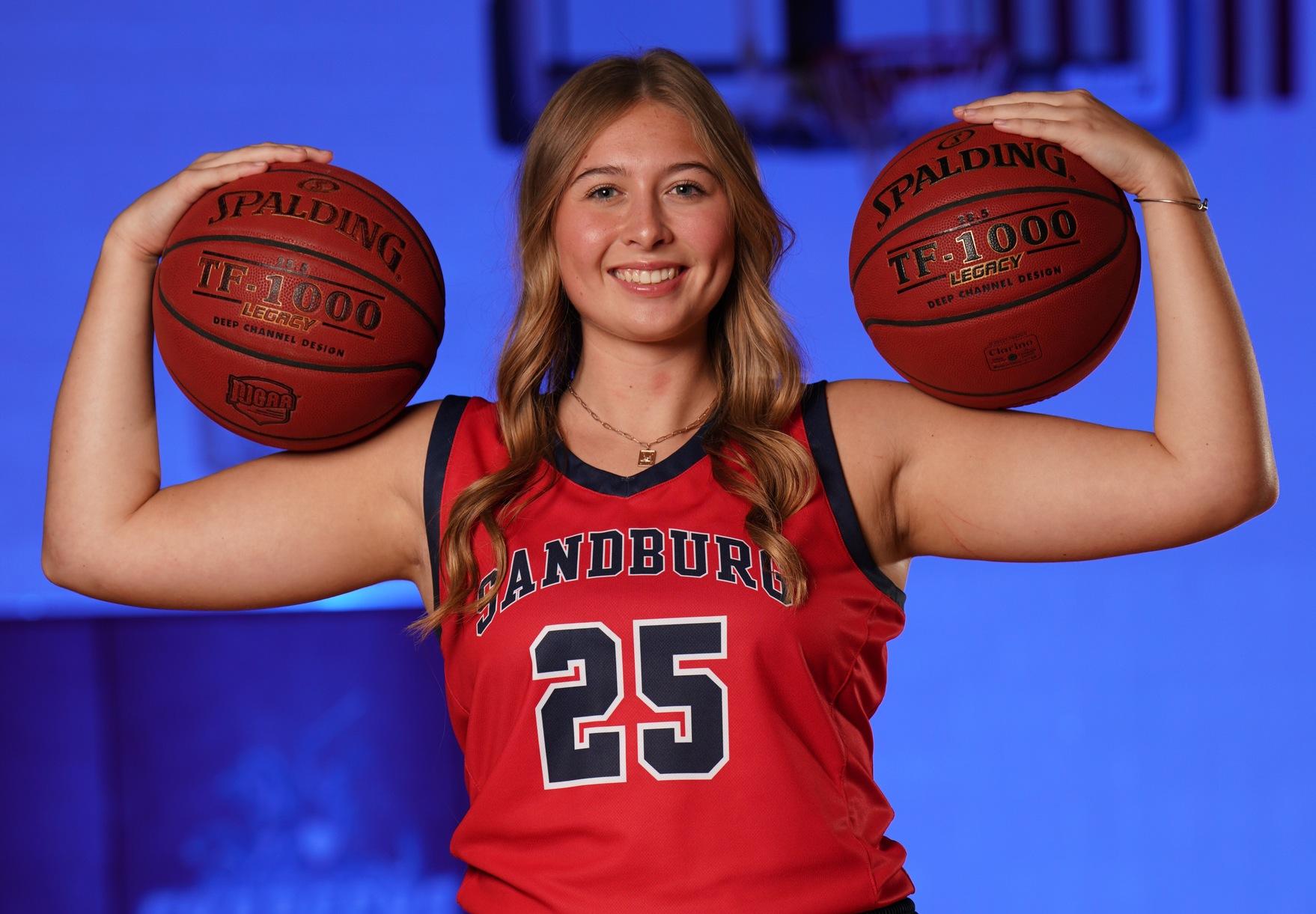Isenhour Scores 13 Off Bench for Chargers at No. 5 Bobcats